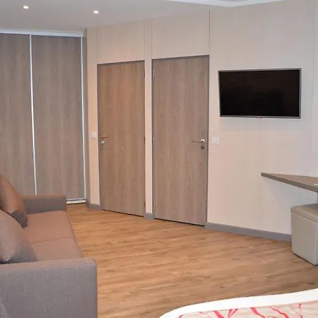 Brit Confort Le Revest Hotel