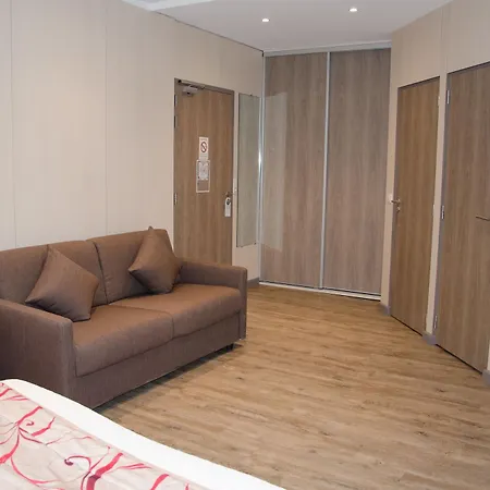 Brit Confort Le Revest Hotel Sainte-Maxime