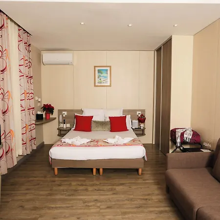 Hotel Brit Confort Le Revest
