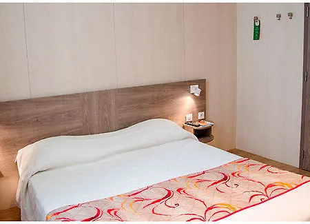 Brit Confort Le Revest Hotel Sainte-Maxime