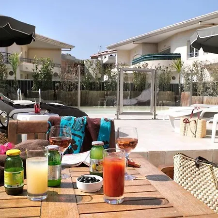 Brit Confort Le Revest 3* Sainte-Maxime